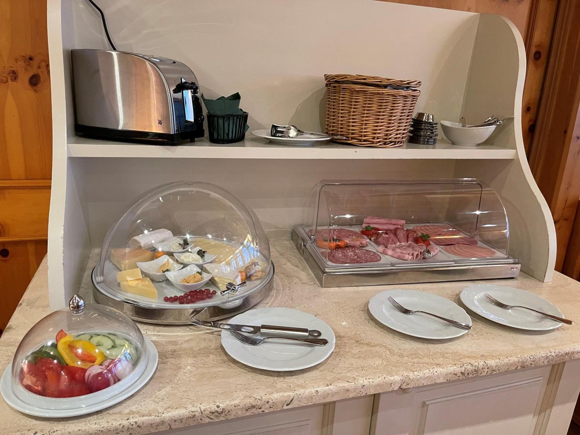 Hotel Jungbraeu Abensberg Kültér fotó
